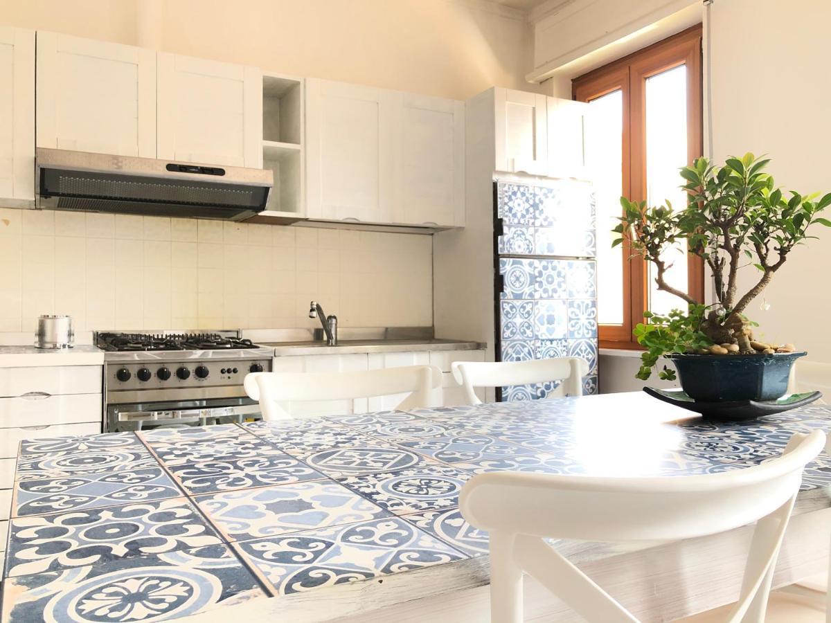Clua Holiday House Porto Ceresio Exterior foto
