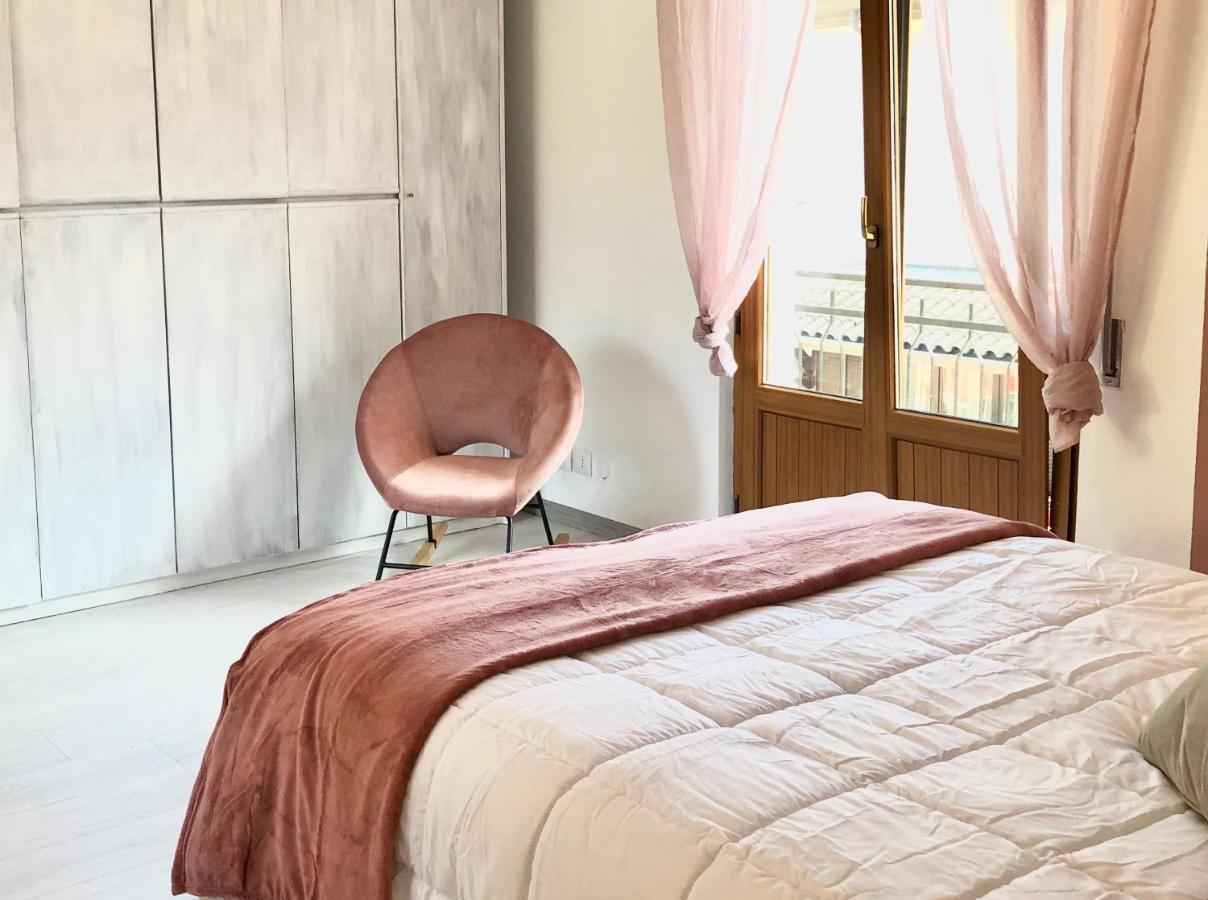 Clua Holiday House Porto Ceresio Exterior foto